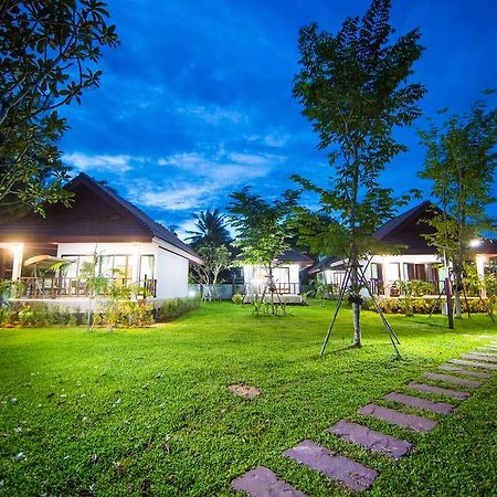 Pawarisa Resort Pathio Dış mekan fotoğraf