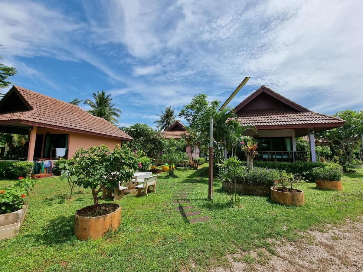 Pawarisa Resort Pathio Dış mekan fotoğraf